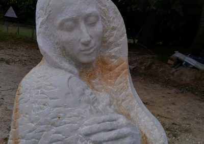 Jitka Kusova "Madonna", homokkő, 1,7m, Tiszabökény